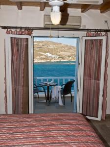 Double or Twin Room with Sea View