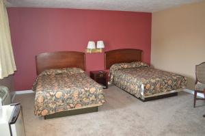 Double Room with Two Double Beds - Non-Smoking room in Bel Air Motor Lodge