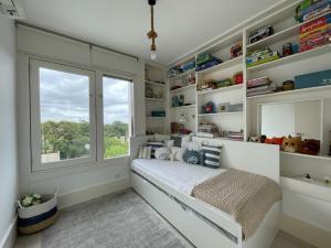 Beautiful Penthouse Apartment With Terrace - 4 Minute Walk to the Beach