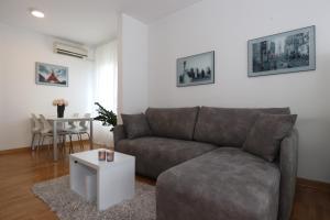 New Belgrade Apartment Belville, parking 5 evra dan