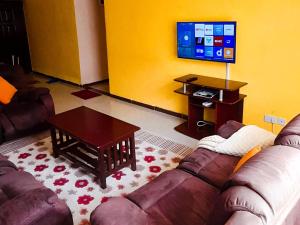 Essys Furnished Homes Nakuru with pool & GYM