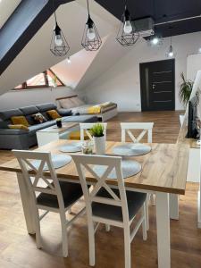 Apartament Rynek 13 z parkingiem Centrum Bochni