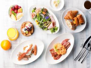 ORIENTAL HOTEL UNIVERSAL CITY