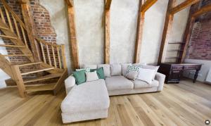 Gildi Dolce Vita, Tartu Home