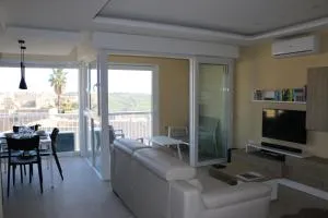 Wileg 4A Luxury Studio Apartment with Shared Swimming Pool. - Qala