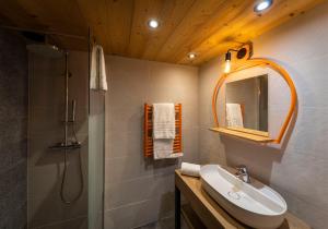 Hotels Hotel Base Camp Lodge - Les 2 Alpes : photos des chambres