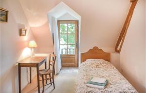 Maisons de vacances Holiday home Luche Pringe O-925 : photos des chambres