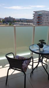 Stylish Stay - Premium - free parking & central location