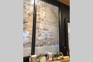 Appartements Laon : Suite privee au pied de la cathedrale : photos des chambres