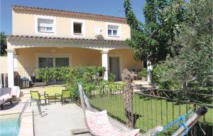 Maisons de vacances Nice Home In Les Angles With Wifi : photos des chambres