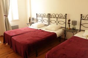 Appartements Mas du Versadou, dans un espace naturel protege, piscine couverte chauffee toute l'annee, Spa et salle de jeux : photos des chambres