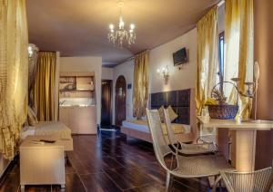 Abbacy Katianas Castelleti 1