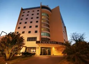 行政酒店 - 乌贝兰迪亚