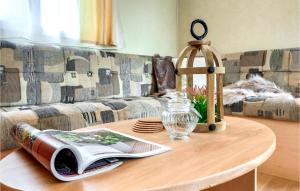 2 Bedroom Lovely Home In Heinkenszand