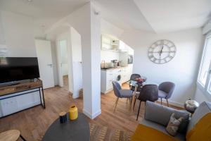 Appartements Le Poulorio 12 - T2 - Proche Gare - dernier etage : photos des chambres