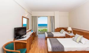 Triple Room with Side Sea View