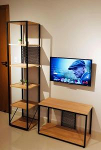 One 360 - Design Industrial - Ap para casais e família - 2 quartos com ar