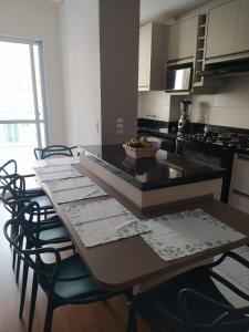 Conforto em Condomínio Frente Mar