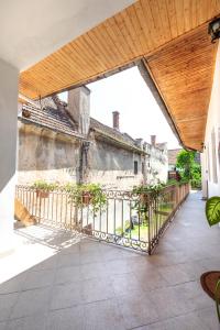 Saint Johns 22 Brasov