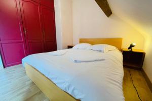 Maisons de vacances House in a green setting with swimming pool : photos des chambres