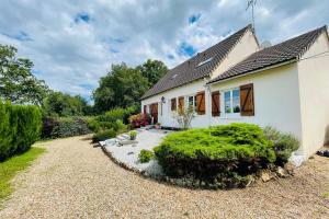 Maisons de vacances House in a green setting with swimming pool : photos des chambres