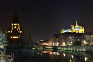 Appartements La chambre noire au coeur de Metz (unenuitametz) : photos des chambres