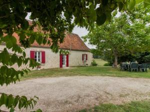 Gîte Saint-Crépin-d Auberoche, 4 pièces, 6 personnes - FR-1-616-190