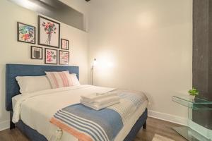 Ideal 3BR Business or Leisure Rental in Chicago Fully Stocked Kitchen & Fast Internet with Optional Parking Near Soldier Field, Grant Park & McCormick Place