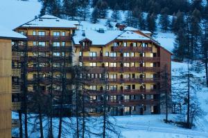 Appartements RisoulSki Antares - Piscine et Sauna : photos des chambres