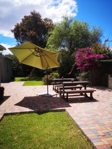 Serenity Cove-The Protea Room