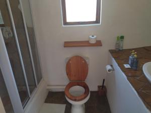 Serenity Cove-The Protea Room