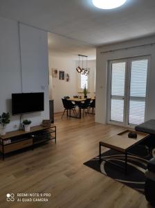 Apartman Branimir - 2hvězdičkové hotely ve městě Novalja