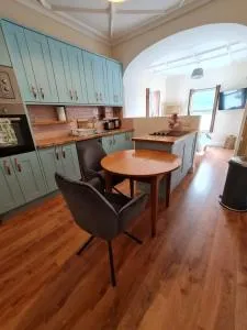 Kylemore House boutique apartments - Fishermans Perch - 里南