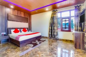 Hotel Himdhara, Near Mall Road Dalhousie