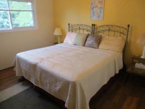 Wild Rose Bed & Breakfast