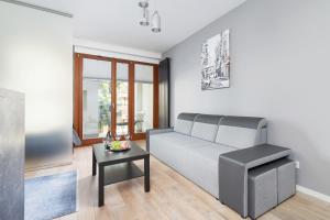 Deluxe Studio room in Apartments Harmonica Trynitarska by Renters