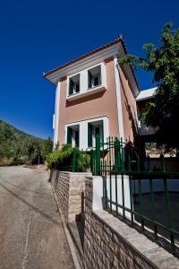 Drimouras Apartments