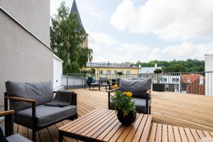 Bob W Tartu Old Town