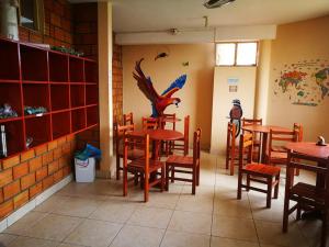 El Mural Backpackers