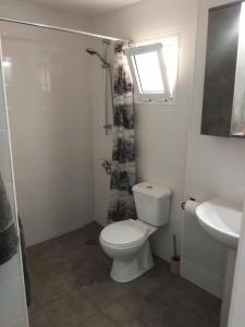 1-Bed Sleeps 2 Sunbeds & Beach Towels