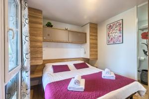 TOTAL ESCAPE Mobile Home NERA Camp Porton Biondi