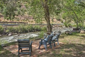 Cotopaxi Escape with Game Room on Arkansas River!