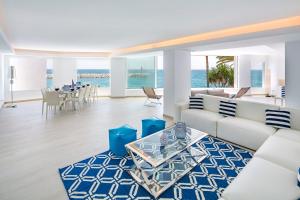 Puerto Banus Frontline 5 Beds Spectacular Apartment