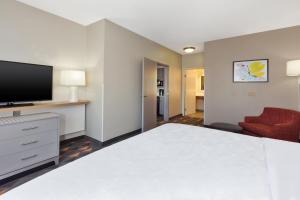 Holiday Inn Grand Rapids - South by IHG