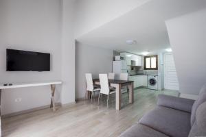 Parque Santiago II, Las Américas