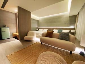 Phòng Bốn Người có Sân Hiên (Quadruple Room with Terrace)