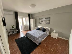 YTHA HOUSSE ROMA CENTRO