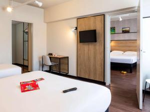 Hotels Ibis Centre Millau : photos des chambres