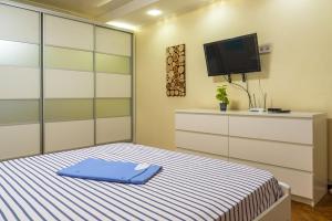 1к Саксаганского 87