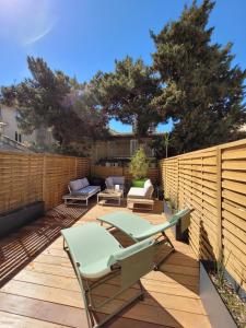 Duplex BULLES DAIX terrasse centre historique